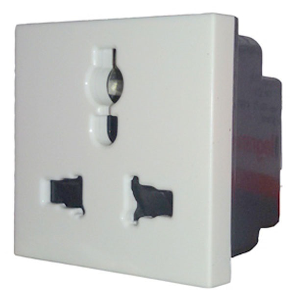 Picture of Legrand Myrius 673043 6A-10A-13A 2+3 Pin White International White Sockets