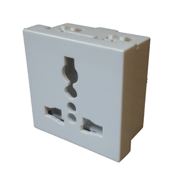 Picture of MK Citric CW426WHI 6-13A 2M international Socket