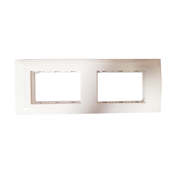 Picture of Legrand Britzy 673496 6M White Cover Plate With Frame